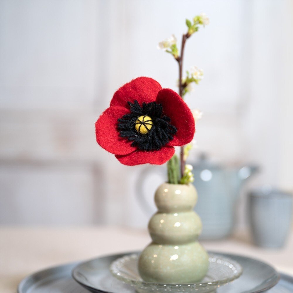Sjaal met verhaal Sjaal met verhaal - bloem klaproos Sjaal met verhaal Sjaal met verhaal - bloem klaproos