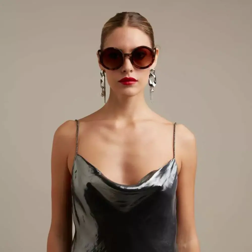 Okkia Okkia - zonnebril Monica - rond - classic havana Okkia Okkia - zonnebril Monica - rond - classic havana