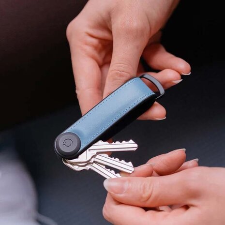 Orbitkey Orbitkey - key organizer - leer en TPU - lichtblauw Orbitkey Orbitkey - key organizer - leer en TPU - lichtblauw