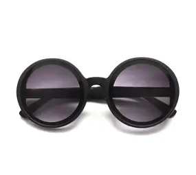 Okkia Okkia - zonnebril Monica - rond - black