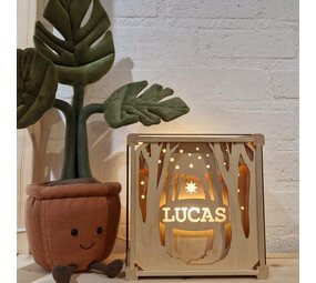 Houtlokael Het Houtlokael - naamlamp - Lucas Houtlokael Het Houtlokael - naamlamp - Lucas