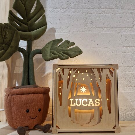 Houtlokael Het Houtlokael - naamlamp - Lucas Houtlokael Het Houtlokael - naamlamp - Lucas