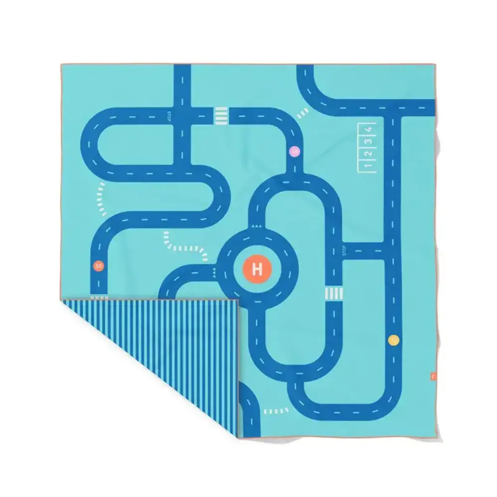 Quutopia Quutopia - playtowel XXL - autoweg Quutopia Quutopia - playtowel XXL - autoweg