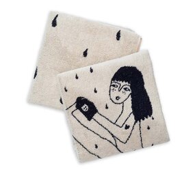 Helen b Helen b - handdoek (set van 2) - yoga in the shower Helen b Helen b - handdoek (set van 2) - yoga in the shower