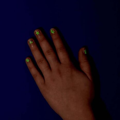 Omy Omy - nagelstickers - glow party Omy Omy - nagelstickers - glow party