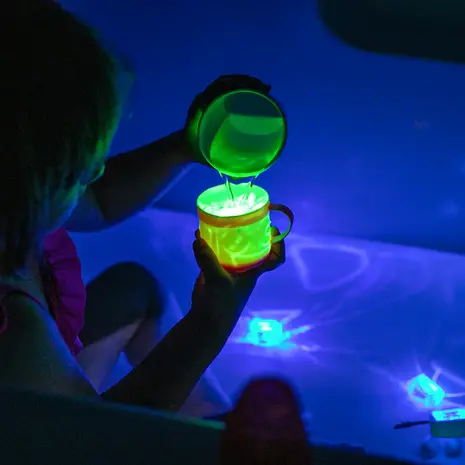 Glo Pals Glo Pals - light up cubes (set van 4) - pippa