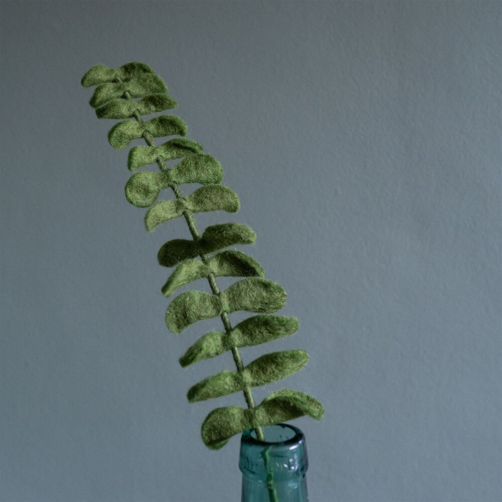 Sjaal met verhaal Sjaal met verhaal - tak eucalyptus - donkergroen