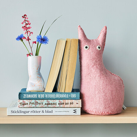 Aveva Design Aveva design - deurstop/boekensteun - the curious cat pink Aveva Design Aveva design - deurstop/boekensteun - the curious cat pink