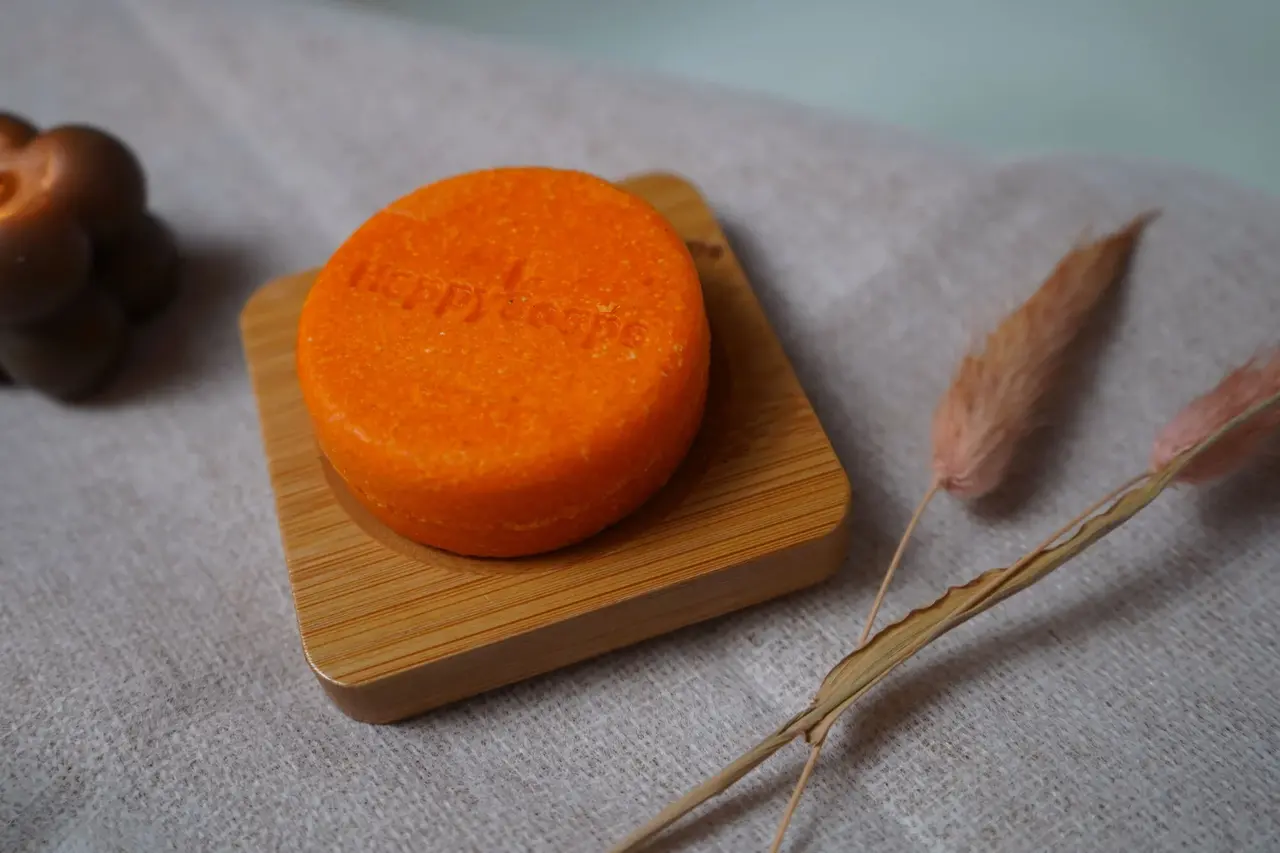 HappySoaps Happysoaps - shampoo bar - oil you need is argan (70g) HappySoaps Happysoaps - shampoo bar - oil you need is argan (70g)