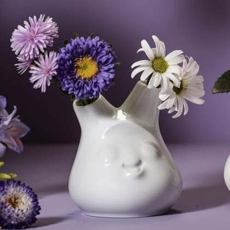 Tassen Tassen - kleine vaas - cheeky / brutaal (2 bloemen) Tassen Tassen - kleine vaas - cheeky / brutaal (2 bloemen)