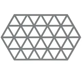 Zone Denmark Zone - panonderzetter triangles lang (24x14cm) - cool grey