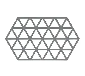 Zone Denmark Zone - panonderzetter triangles lang (24x14cm) - cool grey Zone Denmark Zone - panonderzetter triangles lang (24x14cm) - cool grey