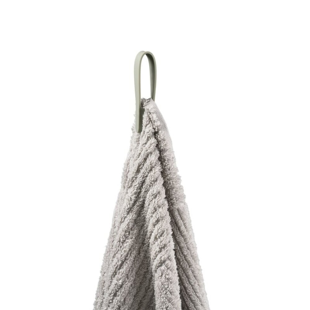 Zone Denmark Zone - magnetische handdoekhaak - eucalyptus (set van 2) Zone Denmark Zone - magnetische handdoekhaak - eucalyptus (set van 2)