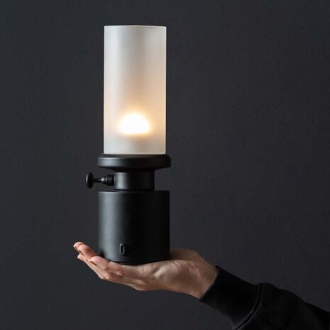 Leitmotiv Leitmotiv - tafellamp camp LED - black Leitmotiv Leitmotiv - tafellamp camp LED - black