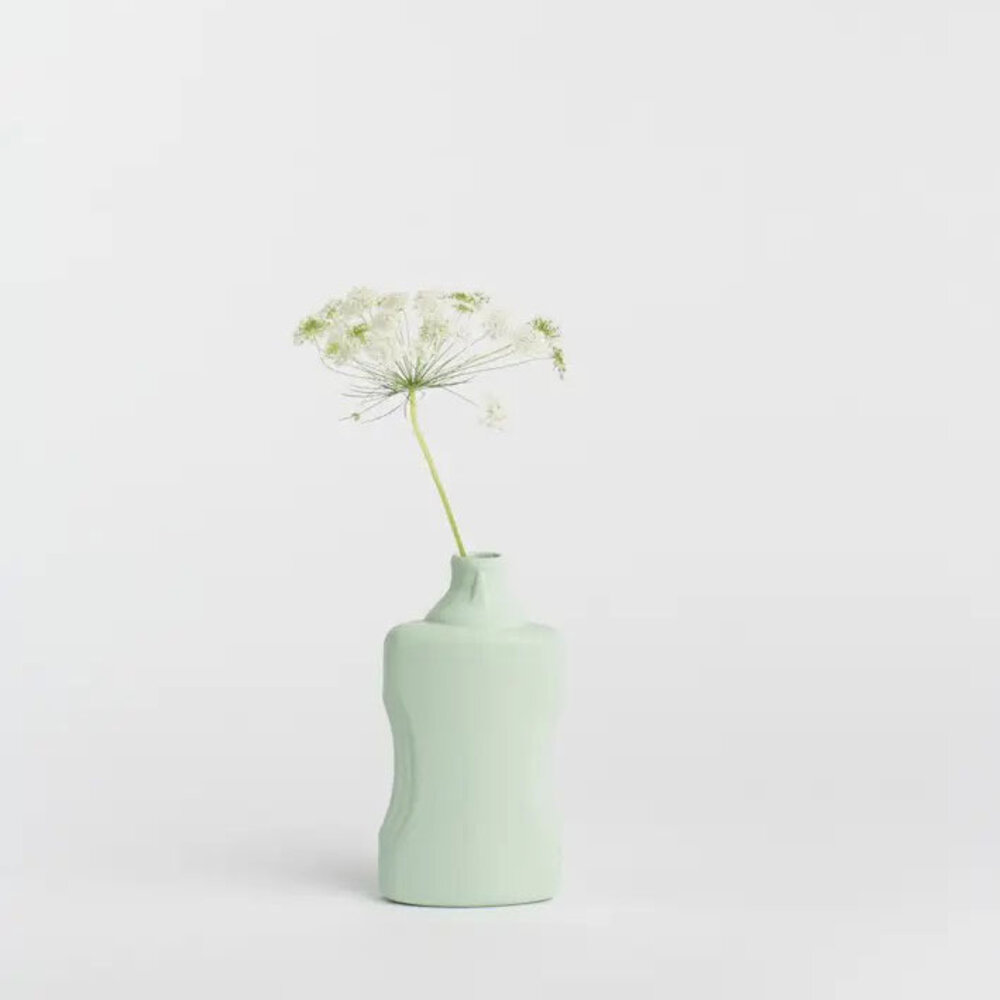 Foekje Fleur Foekje Fleur - porcelain bottle vase - #21 mint Foekje Fleur Foekje Fleur - porcelain bottle vase - #21 mint