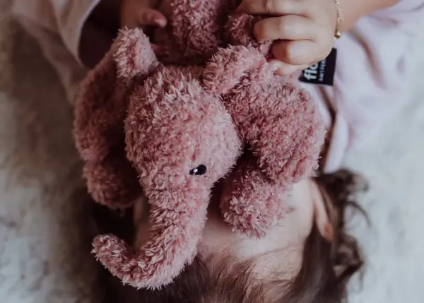 Flow Flow - knuffel met lampje - george blush Flow Flow - knuffel met lampje - george blush