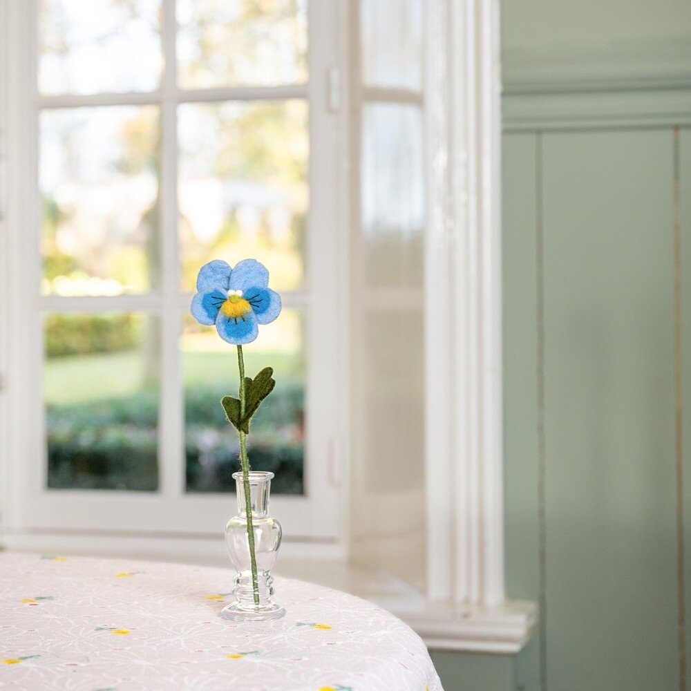 Sjaal met verhaal Sjaal met verhaal - bloem viooltje - lichtblauw