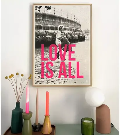 Carte Kencre Carte kencre - zeefdruk print L (A4) - love is all Carte Kencre Carte kencre - zeefdruk print L (A4) - love is all