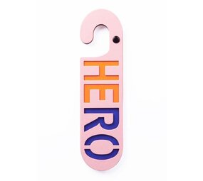 Puki wuki Puki wuki - deurhanger hero/zero - roze/groen Puki wuki Puki wuki - deurhanger hero/zero - roze/groen