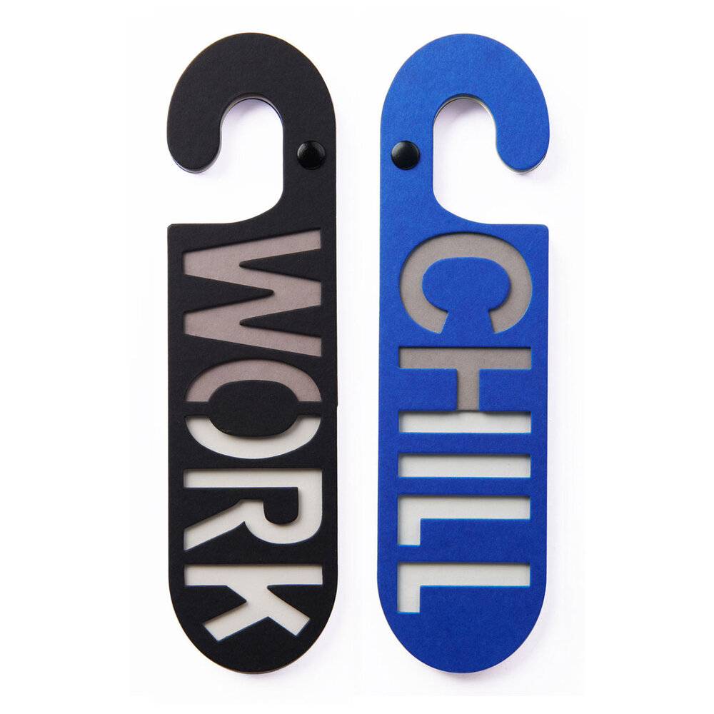 Puki wuki Puki wuki - deurhanger work/chill - blauw/zwart Puki wuki Puki wuki - deurhanger work/chill - blauw/zwart