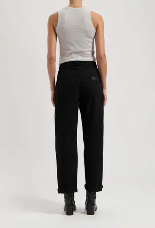 MUD Jeans Mud jeans - brooke high barrel - nero nero MUD Jeans Mud jeans - brooke high barrel - nero nero