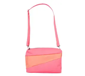 Susan Bijl Susan Bijl - the new bum bag medium - fluo pink & coral Susan Bijl Susan Bijl - the new bum bag medium - fluo pink & coral