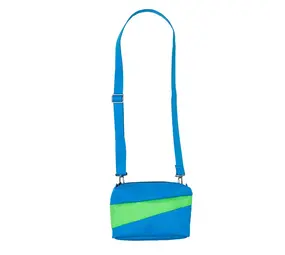 Susan Bijl Susan Bijl - the new bum bag small - wave & greenscreen Susan Bijl Susan Bijl - the new bum bag small - wave & greenscreen