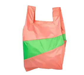 Susan Bijl Susan Bijl - the new shopping bag large - coral & greenscreen Susan Bijl Susan Bijl - the new shopping bag large - coral & greenscreen