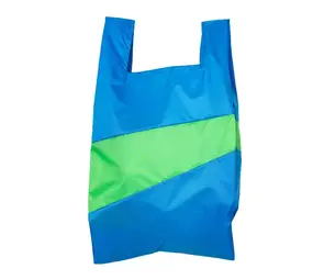 Susan Bijl Susan Bijl - the new shopping bag large - wave & greenscreen Susan Bijl Susan Bijl - the new shopping bag large - wave & greenscreen
