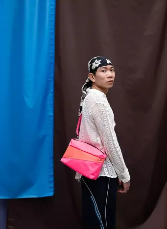 Susan Bijl Susan Bijl - the new bum bag medium - fluo pink & coral Susan Bijl Susan Bijl - the new bum bag medium - fluo pink & coral