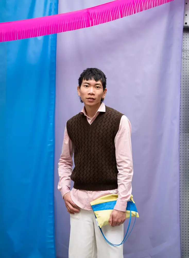 Susan Bijl Susan Bijl - the new pouch medium - joy & wave