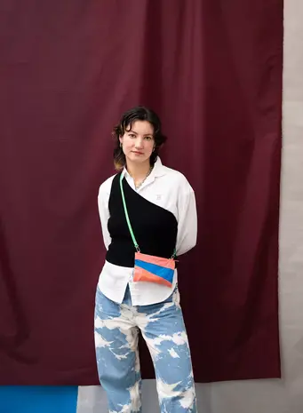 Susan Bijl Susan Bijl - the new pouch small - coral & wave Susan Bijl Susan Bijl - the new pouch small - coral & wave