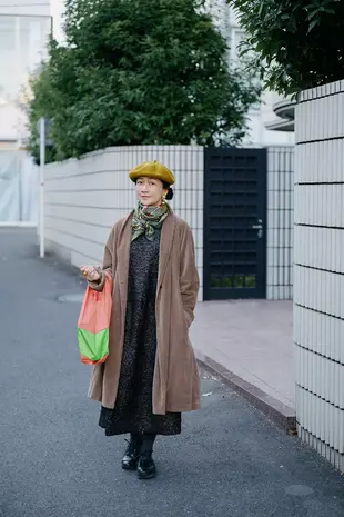 Susan Bijl Susan Bijl - the new shopping bag medium - coral & greenscreen Susan Bijl Susan Bijl - the new shopping bag medium - coral & greenscreen