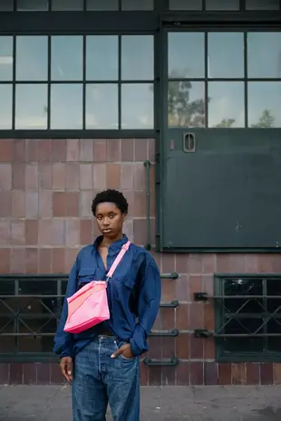 Susan Bijl Susan Bijl - the new bum bag medium - fluo pink & coral Susan Bijl Susan Bijl - the new bum bag medium - fluo pink & coral