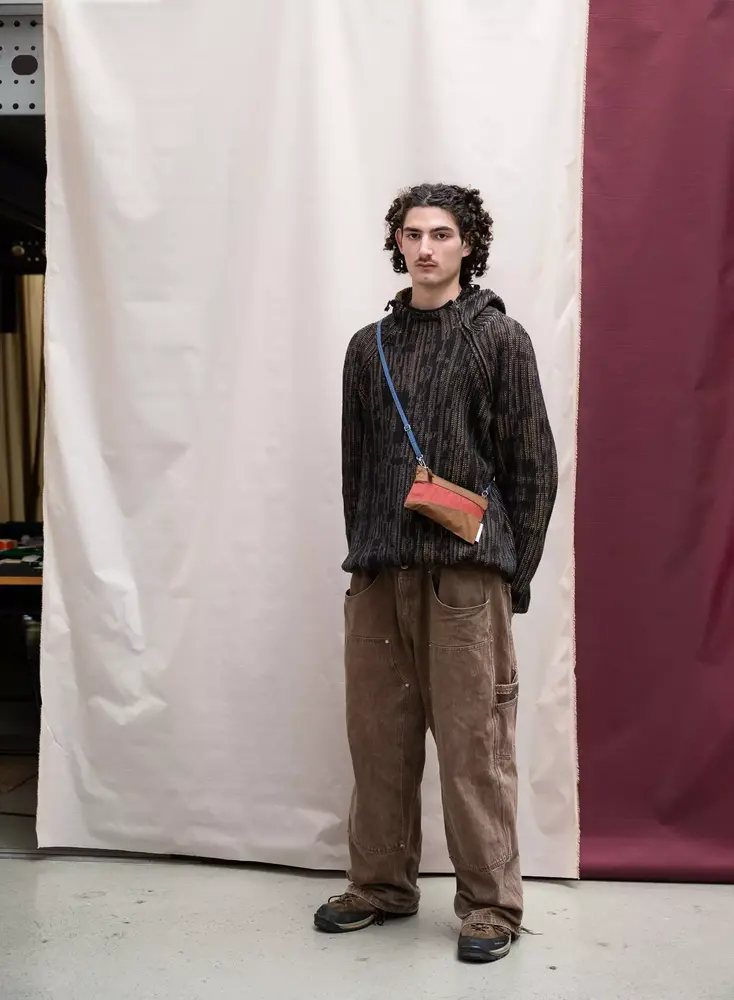 Susan Bijl Susan Bijl - the new strap slim - dark patrol