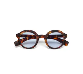 Okkia Okkia - zonnebril lauro - rond - classic havana blue lens Okkia Okkia - zonnebril lauro - rond - classic havana blue lens