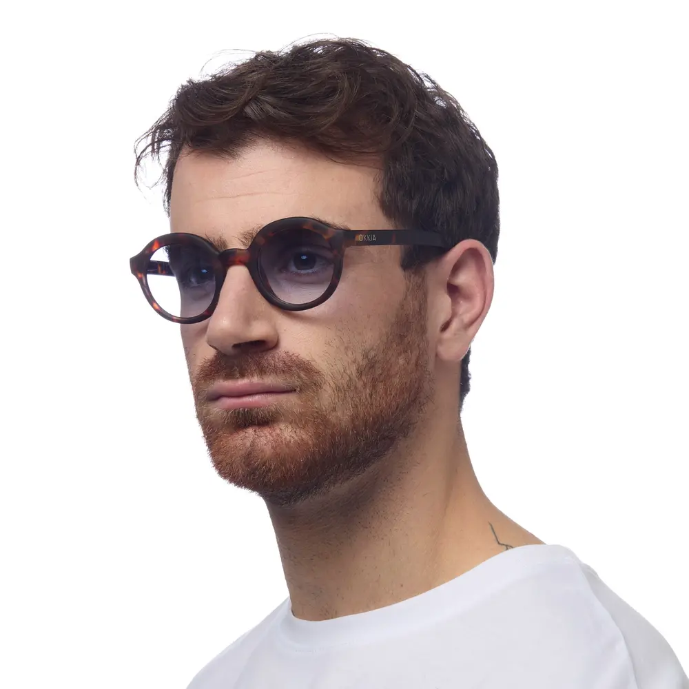 Okkia Okkia - zonnebril lauro - rond - classic havana blue lens Okkia Okkia - zonnebril lauro - rond - classic havana blue lens