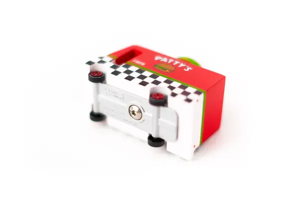 Candylab Candylab - candycar foodtruck - hamburger van Candylab Candylab - candycar foodtruck - hamburger van