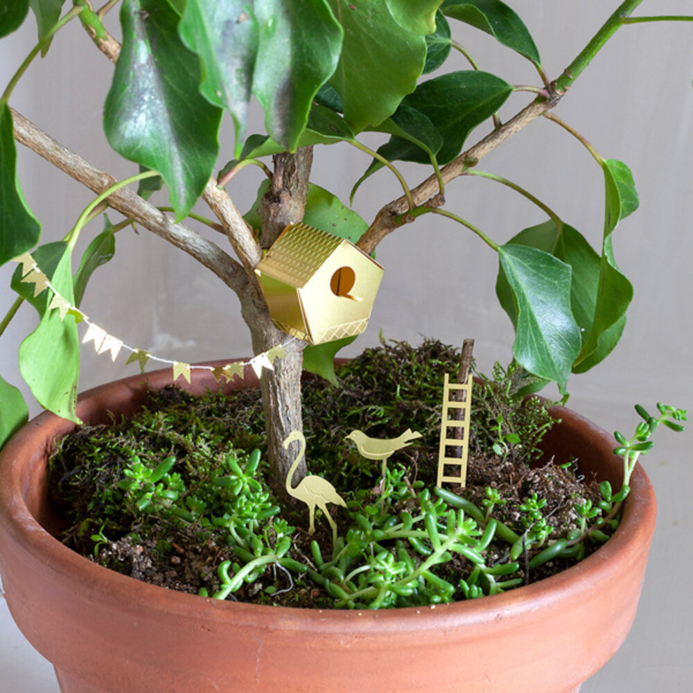 Botanopia / Sprout Botanopia - plant accessoire - tiny birdhouse Botanopia / Sprout Botanopia - plant accessoire - tiny birdhouse