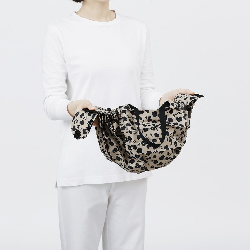 Shupatto Shupatto - opvouwtas M - paw marks Shupatto Shupatto - opvouwtas M - paw marks