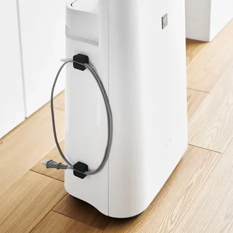 Yamazaki Yamazaki - zelfklevende haakjes (set van 2) - black Yamazaki Yamazaki - zelfklevende haakjes (set van 2) - black