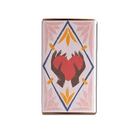 Kaarsje branden Kaarsje branden - cadeaudoosje - hart Kaarsje branden Kaarsje branden - cadeaudoosje - hart