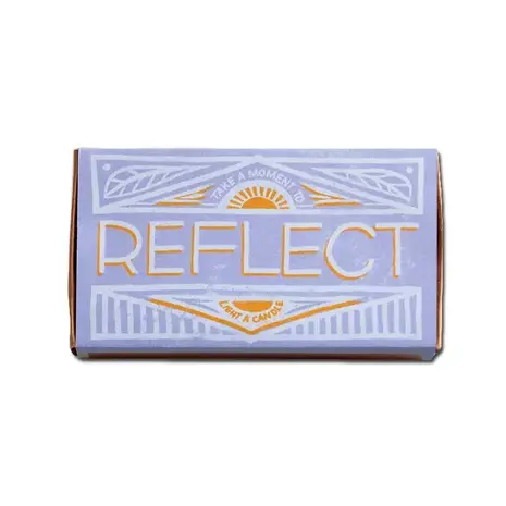 Kaarsje branden Kaarsje branden - cadeaudoosje - reflect Kaarsje branden Kaarsje branden - cadeaudoosje - reflect