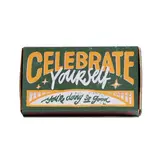 Kaarsje branden Kaarsje branden - cadeaudoosje - celebrate yourself (groen/oranje) Kaarsje branden Kaarsje branden - cadeaudoosje - celebrate yourself (groen/oranje)