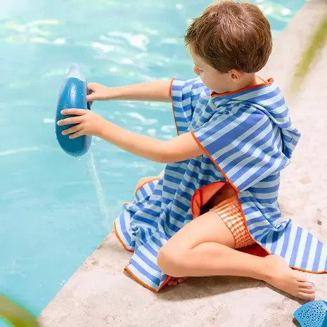 Quut Quut - beach poncho - ocean