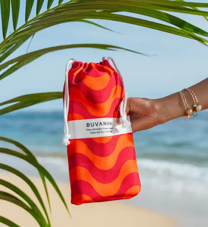 Buvanha Buvanha - reishanddoek (160 x 80 cm) - curacao 01