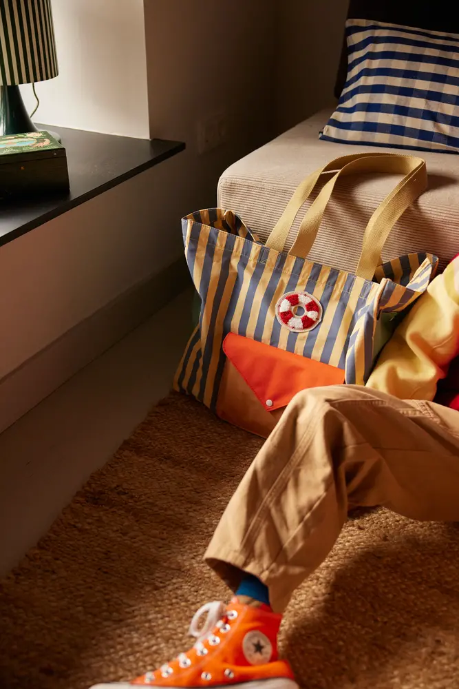 Sticky Lemon Sticky Lemon - shopper - blue whale + sandy yellow Sticky Lemon Sticky Lemon - shopper - blue whale + sandy yellow