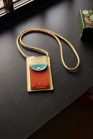 Sticky Lemon Sticky Lemon - phone pouch - sandy yellow Sticky Lemon Sticky Lemon - phone pouch - sandy yellow