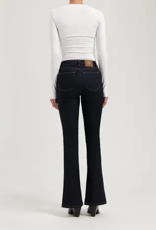 MUD Jeans Mud jeans - isy high flared - strong blue MUD Jeans Mud jeans - isy high flared - strong blue