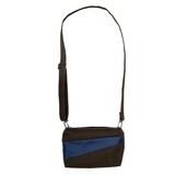 Susan Bijl Susan Bijl - the new bum bag small - mud & navy Susan Bijl Susan Bijl - the new bum bag small - mud & navy